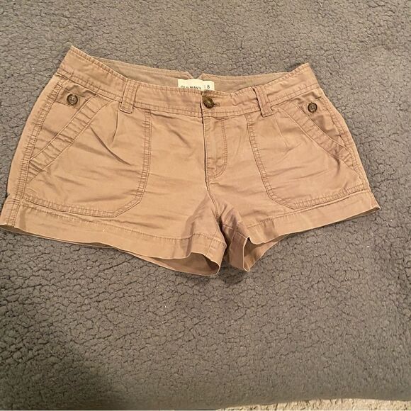 Old Navy Khaki Shorts Size 8 - Picture 2 of 9